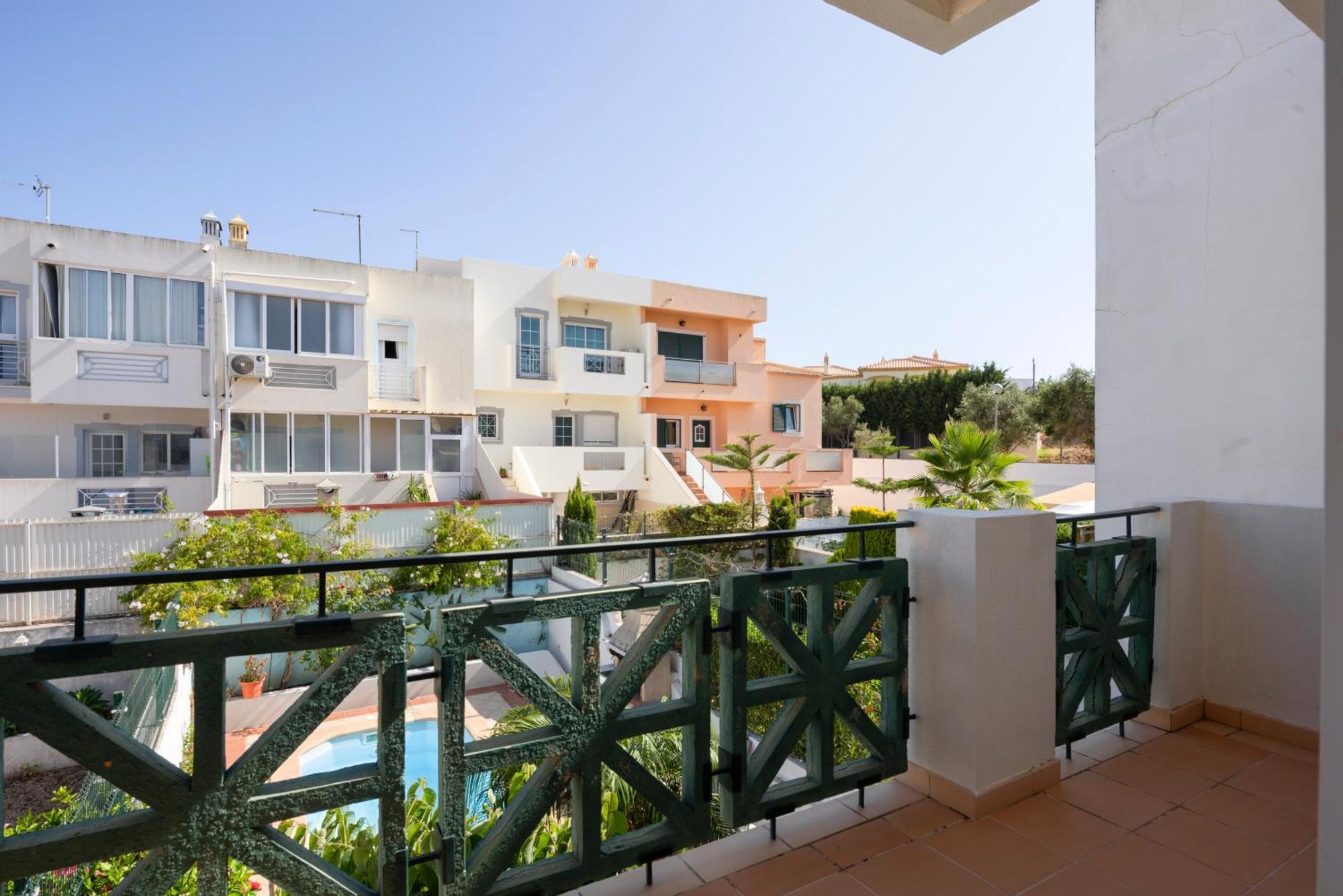 Santi - * Albufeira
